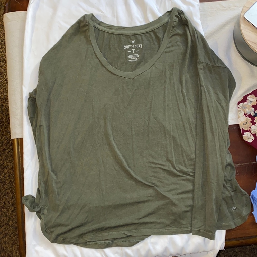 Soft & sexy long sleeve / American Eagle